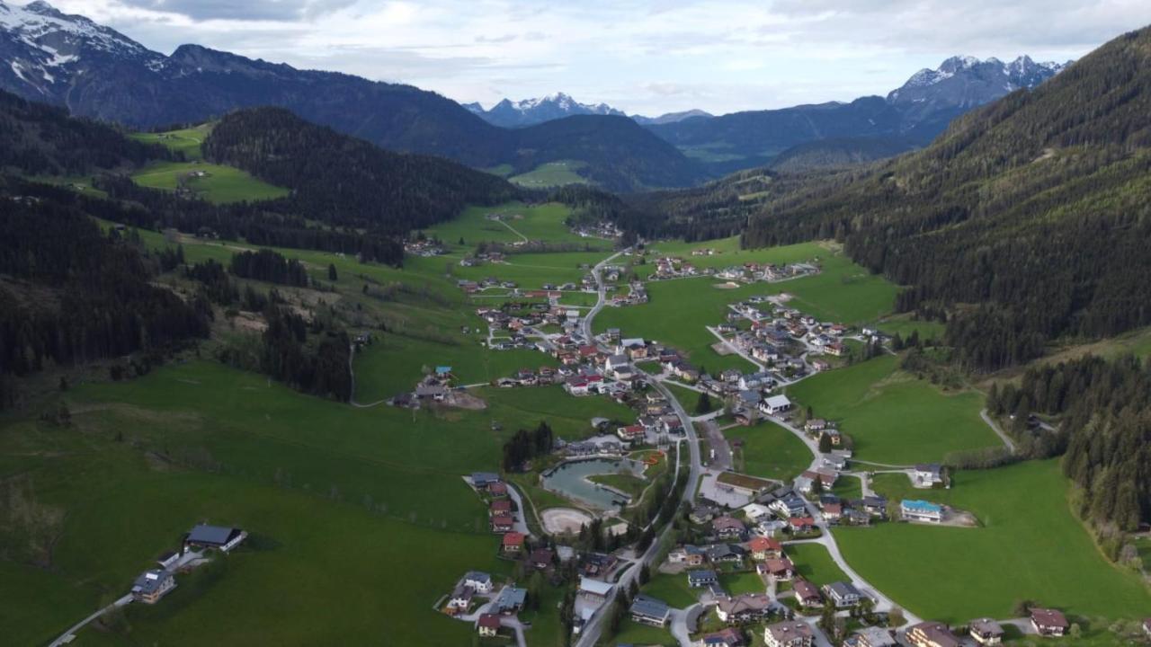 Large Cozy Apartment Grubweg 130 Qm Sankt Martin am Tennengebirge Exteriér fotografie